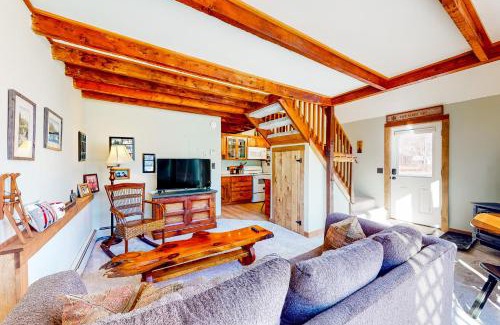 Proctorsville Apartment | Cozy Mountain Getaway