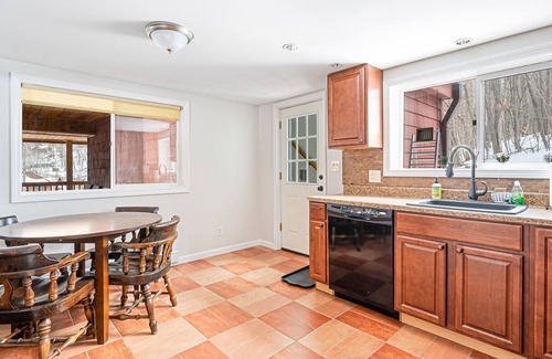 Hunter Ski Chalet | Cozy Mountain Retreat - 3 min to Hunter Mountain Ski Resort