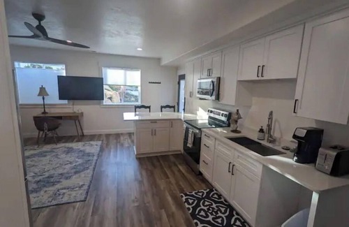 Herriman Apartment | Cozy Mountain-View Haven/Full Kitchen/Hot Tub/Easy SLC & Ski Access