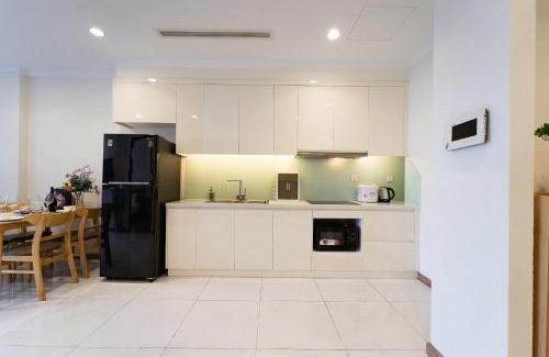 Hang Xanh Apartment | Cozy Nest Vinhomes