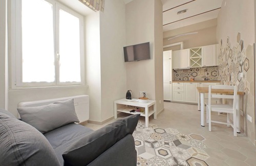 Sallustiano Apartment | Cozy new flat near the Station!