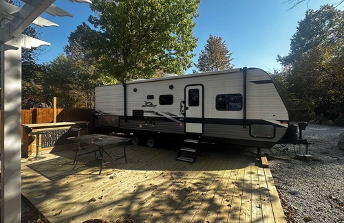 Wyoming House | Cozy new RV steps from beautiful Lake Huron