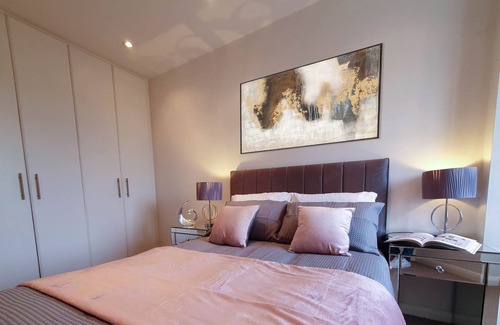 Regent's Park Apartment | Cozy Oasis Camden (10 mins to Center)