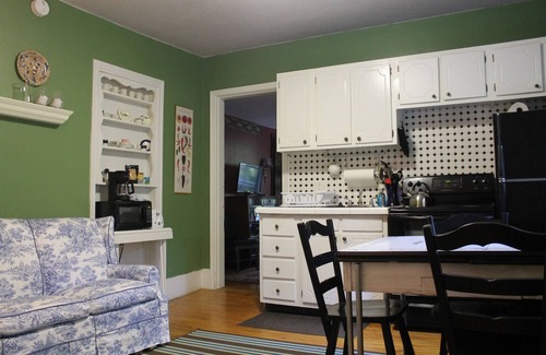 West Brattleboro Apartment | Cozy, pet-friendly one-bedroom apartment in Brattleboro, Vermont
