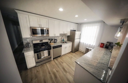 Northeast Philadelphia Apartment | Cozy Phila Apartment ★ King+Full Bed ★ Free WiFi & Parking
