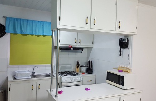 Washington House | Cozy Private House near Palm Beach and High Rise Hotel Area