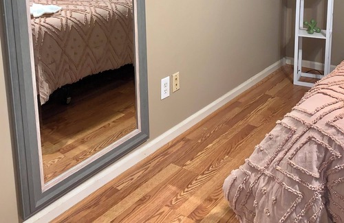 Calera House | Cozy, private, Oasis w/Amazing game room, comfy beds, 1 minute to Eagle Park