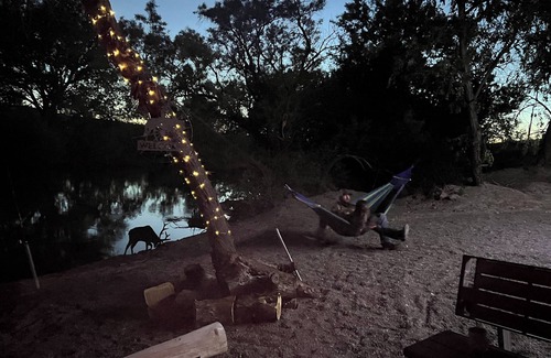 Murphy House | Cozy & Private Paradise Snake River front- fishing /hunting/UTV riding close by