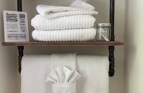 Colfax Apartment | Cozy, private, secluded studio between Sacramento and Tahoe