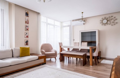 Esenyurt Apartment | Cozy Residence with Balcony 4 min to Marmara Park
