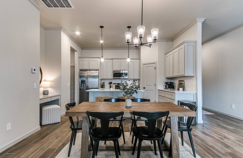 Wheatland House | Cozy Retreat in Yukon, OK!