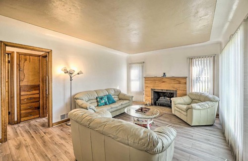 Lakeside House | Cozy Retreat with Yard about 2 Mi to Lake Michigan!