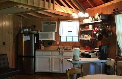 Haverhill Cabin | Cozy River Cabin in the Trees