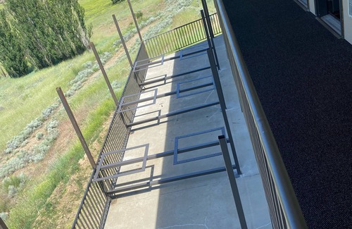 Davenport Apartment | Cozy room and great view of Lake Roosevelt!