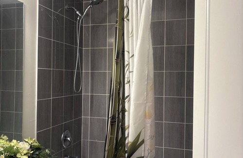 Durham Region Condo | Cozy room . Modern home (Share Bathroom)