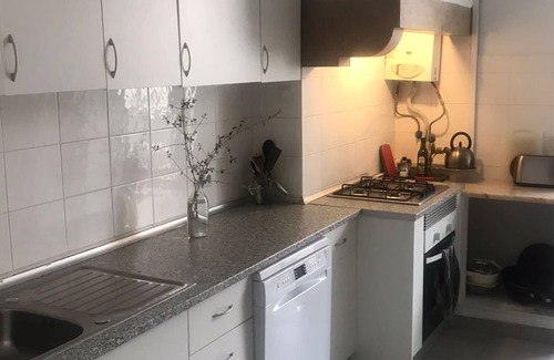 Sao Sebastiao da Pedreira Apartment | Cozy rooms @ Atlantic Avenues Guest House next to transports and city centre