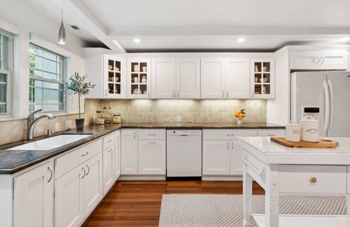 Palo Alto House | Cozy rooms near Stanford and Palo Alto Downtown