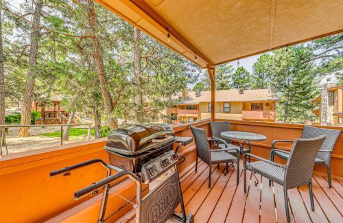 Ruidoso Apartment | Cozy Ruidoso Condo with Deck about 2 Mi to Cedar Creek!