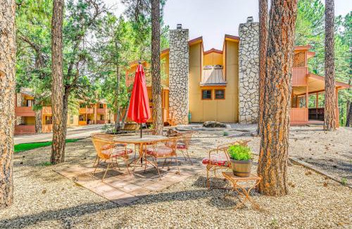 Ruidoso Apartment | Cozy Ruidoso Condo with Deck about 2 Mi to Cedar Creek!