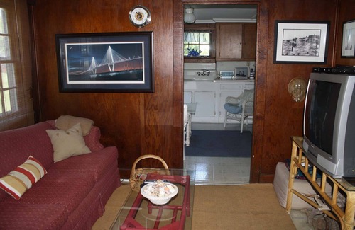 Sullivan's Island House | Cozy, rustic home on Sullivan's Island near beach; great screen porch!