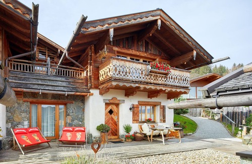 Hundsdorfl Cabin | Cozy, rustic hut in Almdorf Flachau