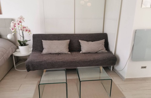 Civitavecchia Apartment | Cozy Sea View Apartment in Civitavecchia