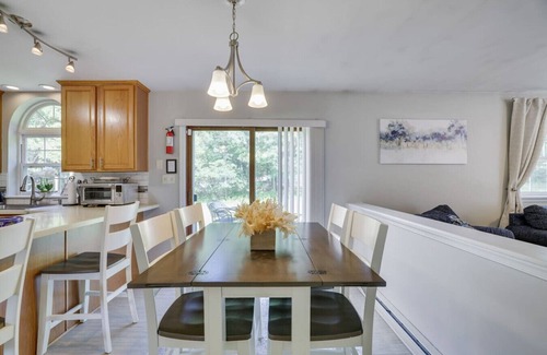 Tunkhannock Township House | Cozy Secluded 3BR Home Pocono Raceway - Game Room