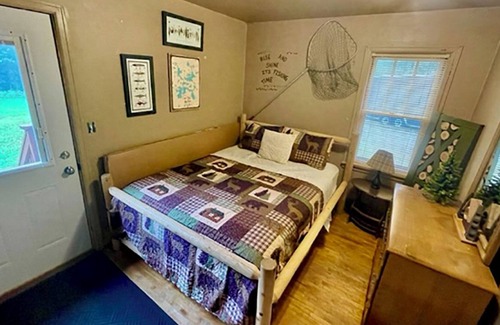 Watersmeet Cabin | Cozy, Secluded cabin surrounded by National Forest on UTV/Snowmobiling trail