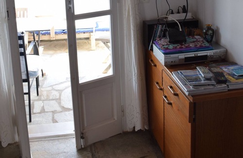 Serifos Apartment | Cozy Serifos Apartment