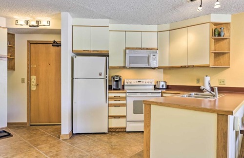 Winter Park Apartment | Cozy Ski-InandSki-Out Winter Park Resort Condo!