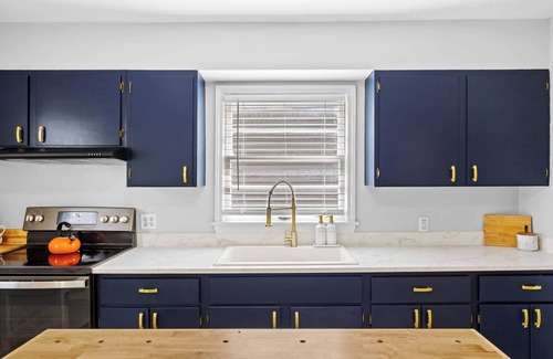 Wilder Park Apartment | Cozy Southern Parkway Home | Prime Location!