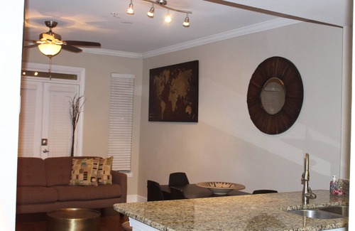 Atlantic Station Area Apartment | Cozy Space—Near Lenox Mall—Close to everything!