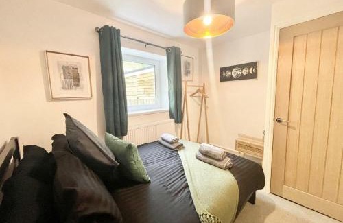 Landore House | Cozy & Spacious 3-bedroom home