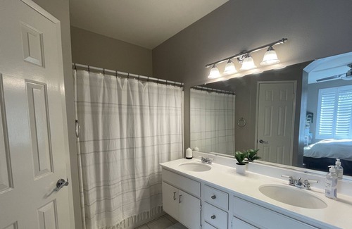 Anaheim Hills House | COZY spacious townhome in the hills! Best location, amenities, shopping, & view!