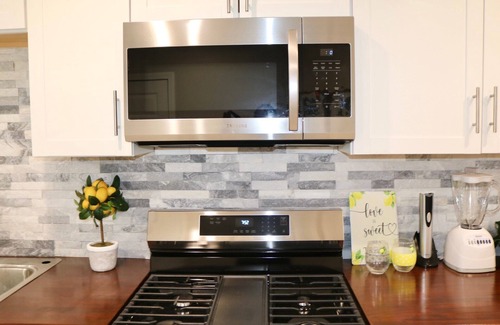 East Point House | Cozy stay near ATL airport and 15 mins from downtown