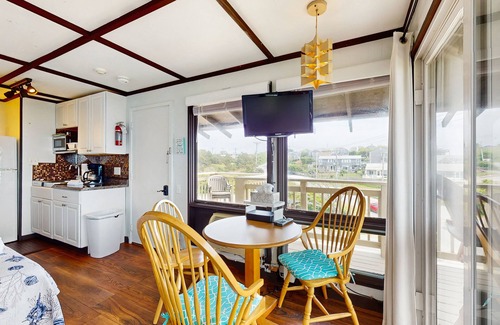 North Truro Apartment | Cozy studio condo with bay views, deck, and beach steps away
