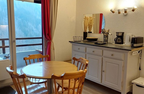 Saint-Jean-dʼAulps Apartment | Cozy studio at the foot of the slopes