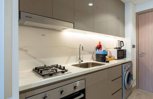 Nad Al Sheba Apartment | Cozy Studio in Azizi Riviera Dubai-Capital Stay