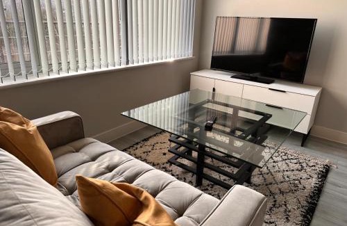 Bracknell Apartment | Cozy Studio in Bracknell with free Parking