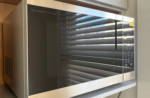 Historic Downtown Apartment | Cozy studio in Downtown Jersey City with WiFi, minutes to PATH