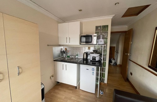 Shacklewell Apartment | Cozy Studio in Stoke Newington