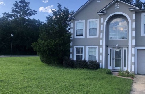 Northside Apartment | Cozy studio in wonderful Jacksonville with AC, Working desk , WiFi