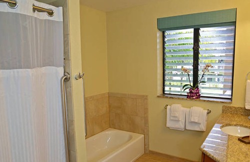Princeville Resort | Cozy Studio Ka Eo Kai Villa w/pool