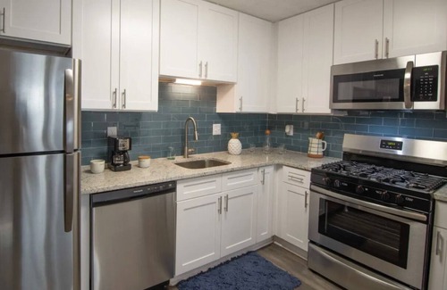 Cumberland Apartment | Cozy studio Near Braves Stadium/Cumberland Mall!