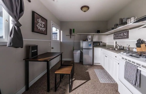 Pacific Apartment | Cozy Studio on Stromberg