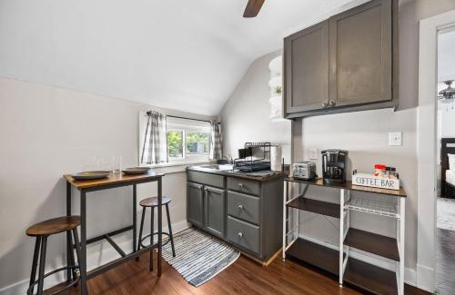 Bonnycastle Apartment | Cozy Studio Retreat in the Heart of the Highlands