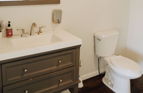Jayhawk Apartment | Cozy Studio Retreat: Romance & Serenity Await