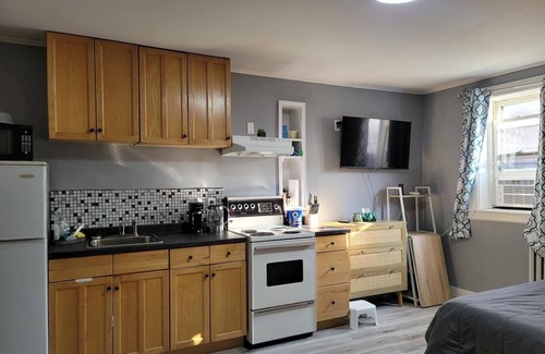 Saint John Apartment | Cozy Studio right in the Heart of Uptown Saint John