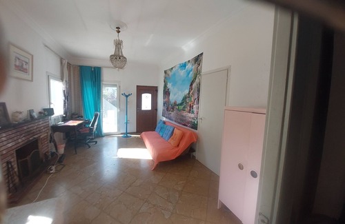 Nea Makri Apartment | Cozy studio with WiFi and AC by the beach in charming Zouberi, Nea Makri