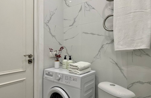 Almaty Apartment | Cozy studio with WiFi and AC in center of Almaty
